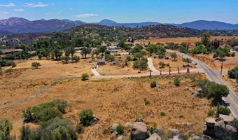 2585 S Grade Rd, Alpine, CA 91901