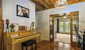 3085 Peerless Rd, Bedford, IN 47421