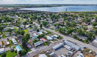 420 Johnson St, American Falls, ID 83211