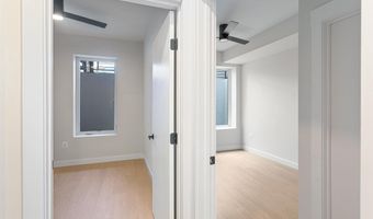 733 8TH St SE 02, Washington, DC 20003