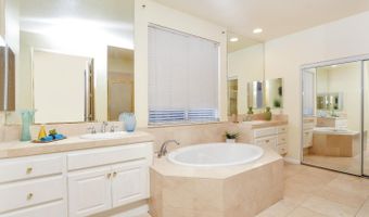 5080 Judsonville Dr, Antioch, CA 94531