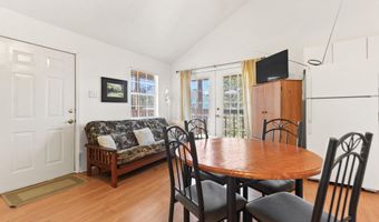 5037 Oklahoma St, Bay St. Louis, MS 39520