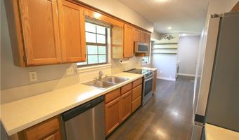 10 Tennyson Ln, Bella Vista, AR 72714