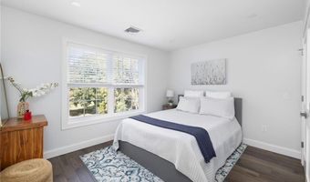60 Harmony St, Cranston, RI 02920
