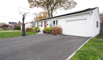 11 N Rose St, East Providence, RI 02914