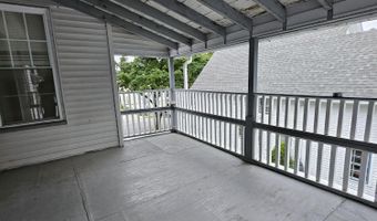 103 4th St, Bangor, ME 04401