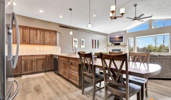 13790 W Airigin Dr, Big Lake, AK 99652