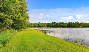 141 EMBILL Dr, Blakeslee, PA 18610