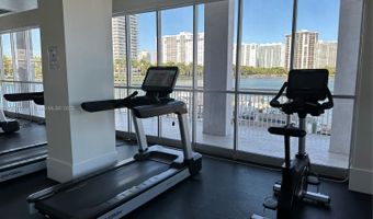 18021 Biscayne Blvd 901, Aventura, FL 33160