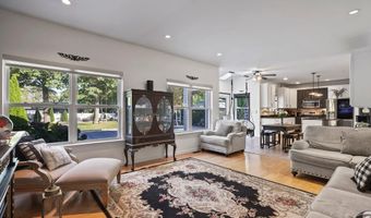 126 Manhattan Ave, Bayville, NJ 08721