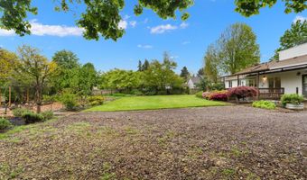 24950 NE AIRPORT Rd, Aurora, OR 97002
