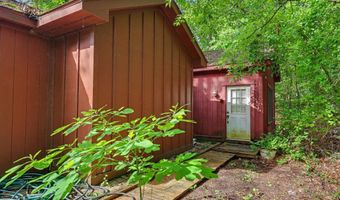 8735 Glen Nevis Rd NE, Ada, MI 49301