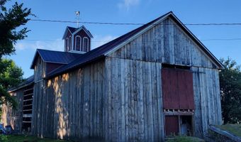 762 McLaren Hill Rd, Barnet, VT 05821