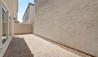 291 E MARKWOOD Dr, Chandler, AZ 85286