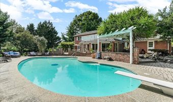 83 CARAVEL Dr, Bear, DE 19701
