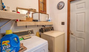 9237 Silver Falls Hwy SE, Aumsville, OR 97325