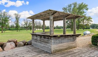 3700 11th Pl NE, Austin, MN 55912