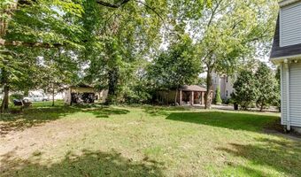 15 Kent Pl, Cranston, RI 02905