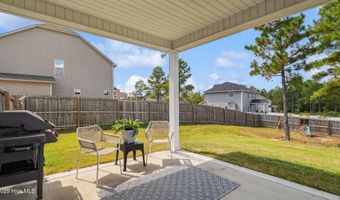 1141 Yellowwood Dr, Aberdeen, NC 28315