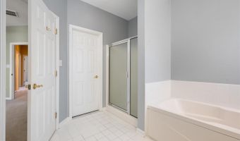 400 Williams St #12, Berlin, MD 21811
