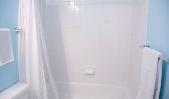 21672 KINGS CROSSING Ter, Ashburn, VA 20147