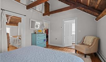 275 Hope St, Bristol, RI 02809