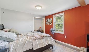 16 Murray St, Augusta, ME 04330