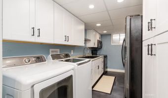 931 1st St, Elko, NV 89801