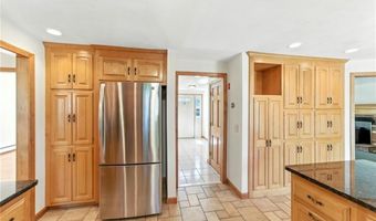 56 Greenfield Rd, Cumberland, RI 02864
