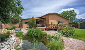 42 Hondo Seco Rd, Arroyo Hondo, NM 87513