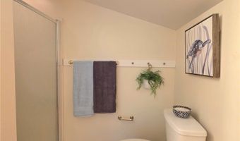 398 N Chillicothe Rd, Aurora, OH 44202