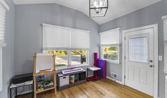 9 WOODFIELD Ln, Allentown, NJ 08501