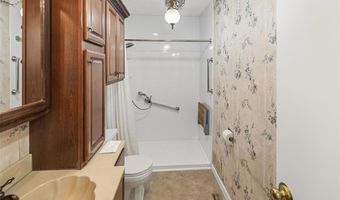 3213 Bassett Ave, Alton, IL 62002
