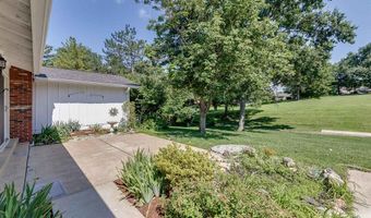 713 Barham Down Dr, Ballwin, MO 63011