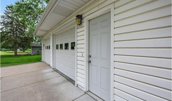3945 8th Ave NW, Anoka, MN 55303