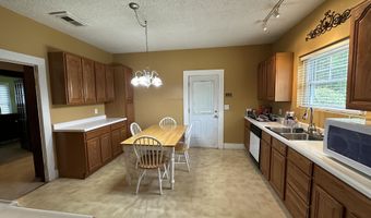 605 Ave 2 NE, Atkins, AR 72823