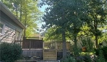 1015 Moneta Ave, Aurora, OH 44202