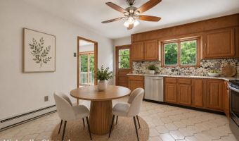 17 Green Hill Rd, Bethany, CT 06524