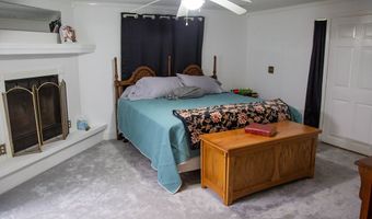 1758 Easons Bluff Rd, Baxley, GA 31513