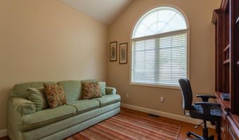 1943 Spyglass Dr, Asbury, IA 52002