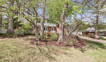3808 WINTERSET Dr, Annandale, VA 22003