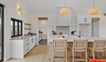 6870 Walleye Way, Blackhawk, SD 57718