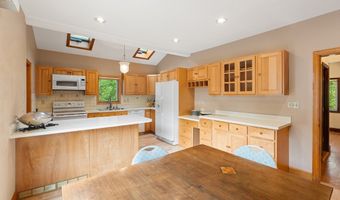 497 S Main St, Andover, MA 01810