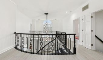 6801 CAPRI Pl, Bethesda, MD 20817