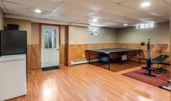 89 Elm St, Blackstone, MA 01504