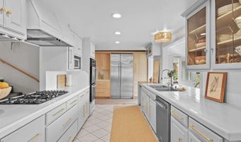 11009 Dutton Dr, La Mesa, CA 91941