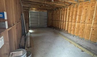 216 15th St, Apalachicola, FL 32320