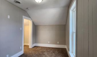 430 N Simon St, Ada, OH 45810
