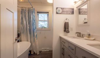 749 State Highway Hh, Alton, MO 65606