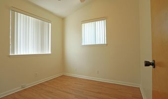 1879 BEACH Ave, Atlantic Beach, FL 32233